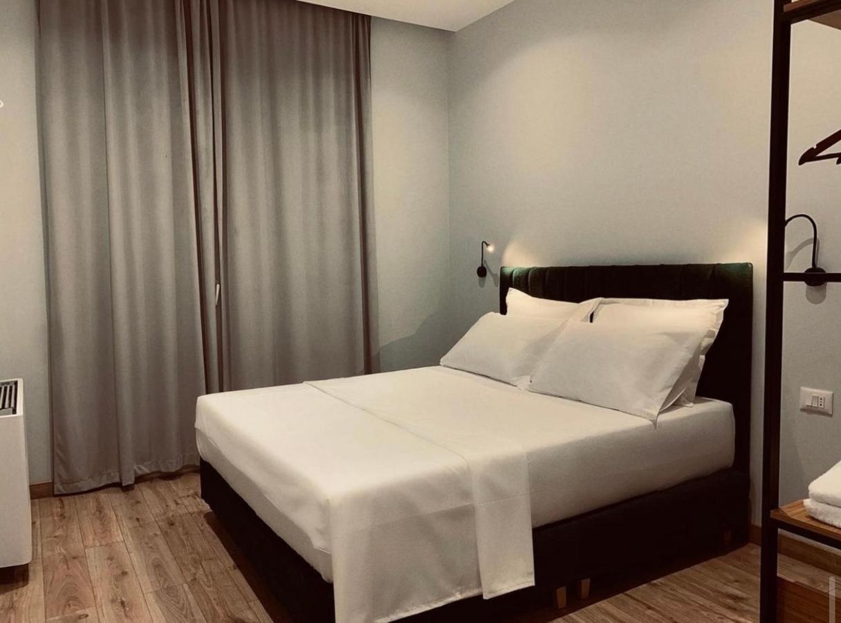 Merly Hotel Пермети Экстерьер фото