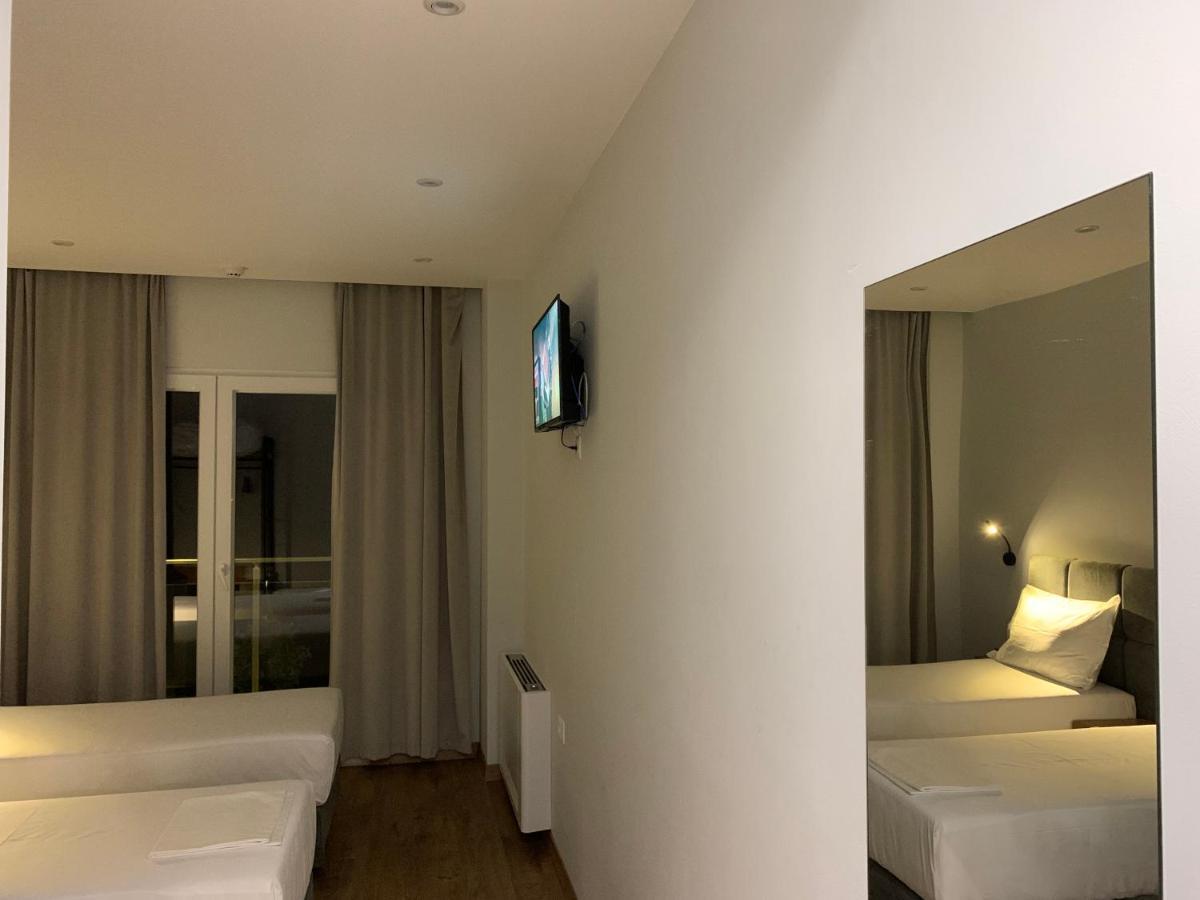 Merly Hotel Пермети Экстерьер фото